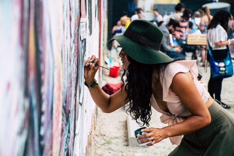 best-website-builder-for-artists-painters